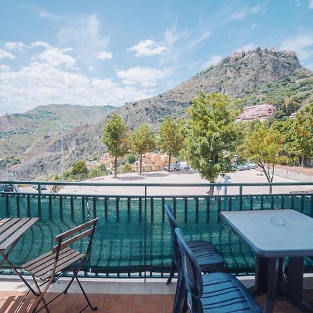 Taormina Casa Erika Family Apartment エクステリア 写真
