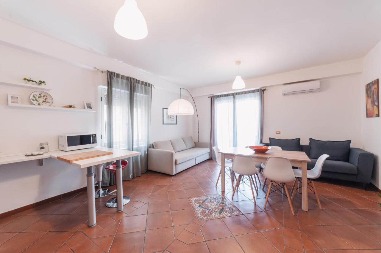 Taormina Casa Erika Family Apartment エクステリア 写真